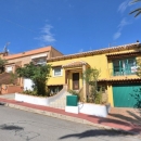 SOLD! Renovated villa with 5 bedrooms and 2 bathrooms